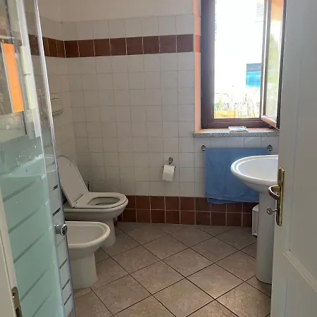 Ampio Monolocale Apartment Golfo Aranci Exterior photo