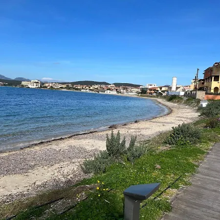 Ampio Monolocale Apartment Golfo Aranci Exterior photo