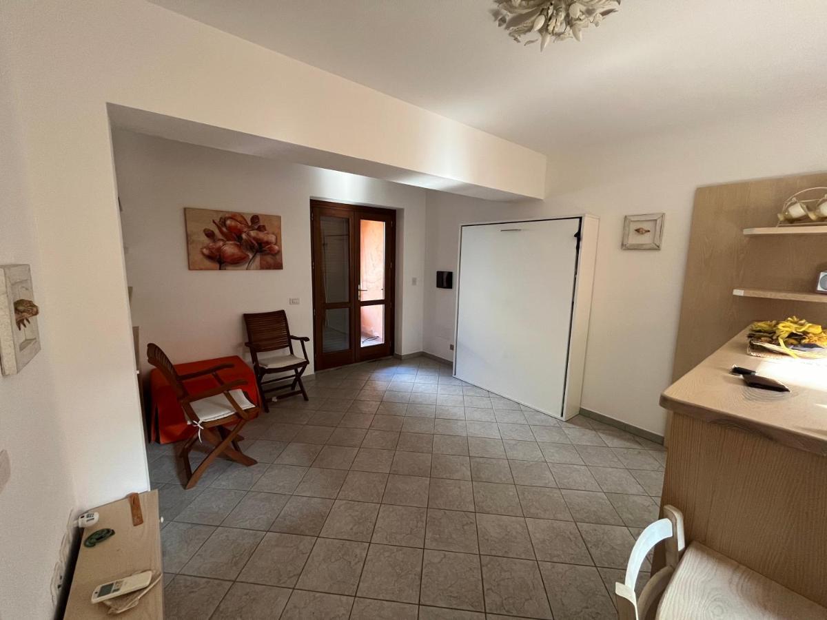 Ampio Monolocale Apartment Golfo Aranci